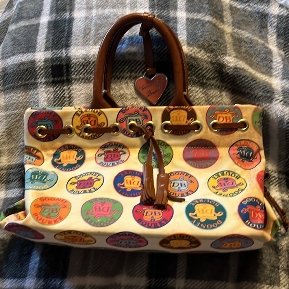 Vintage Dooney & Bourke - Picture 7 of 10